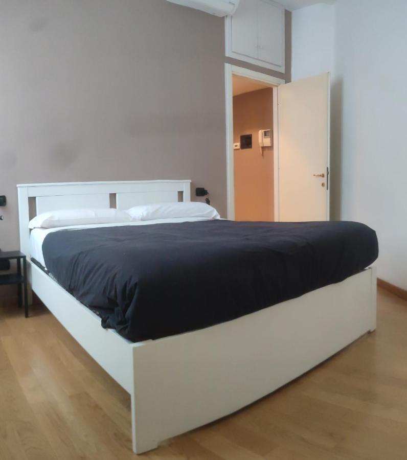 Brera Apartamento Milão Exterior foto